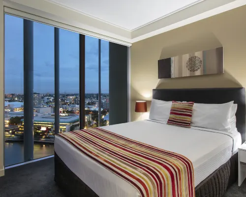 إيفولوشن أبارتمنتس Hotels near ميلتون