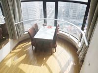 奇点酒店公寓(上海外滩店) - LOFT家庭景观房