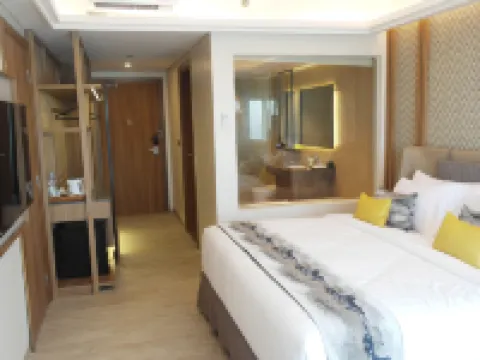 Louis Kienne Resort Senggigi Hotels in Malaka