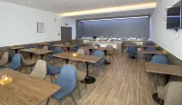 HanTing Hotel (Baoji Fengxiang District Yongxing Road)