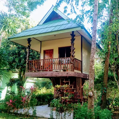 มาคูร่า รีสอร์ท โรงแรมใกล้น้ำตกธารมะยม