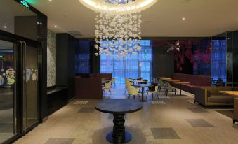 Orange Hotel (Xining Yanhu Lane)