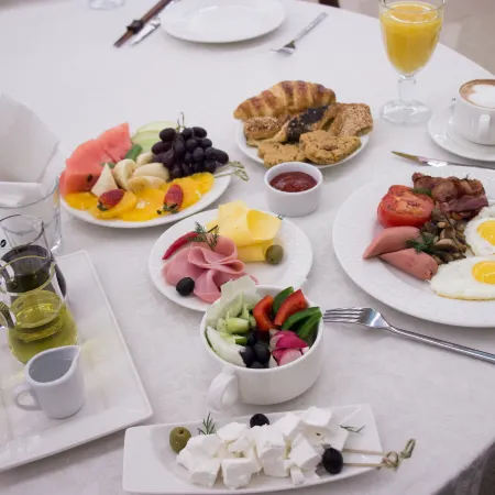 Nihao Hotel (Нихао) Отели рядом с достопримечательностью «Ледовый дворец»