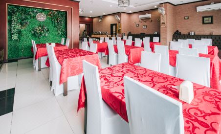 V Hotel Vientiane - Housity