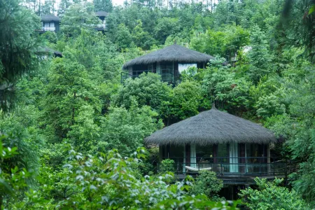 naked Stables Resort