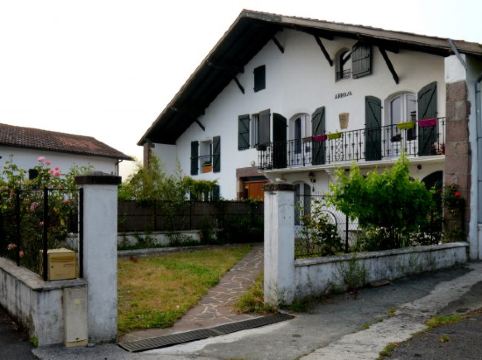 Homestays Near Venta Irigoyen-Venta Irigoieneko Chez Peio・Best Guest House  And Vacation 2022 Price | Trip.com