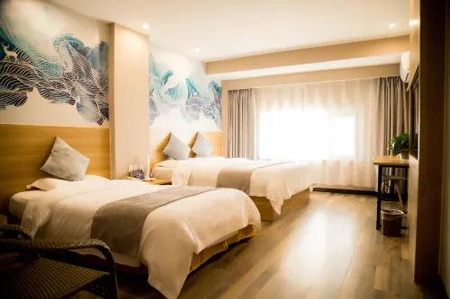 Shell Hotel (South Gate of Qingzhou ancient city) - balcony