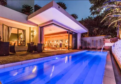 No5 Boutique Art Hotel by Mantis Hotels near Horse Memorial