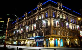 Hotel Windsor - Housity