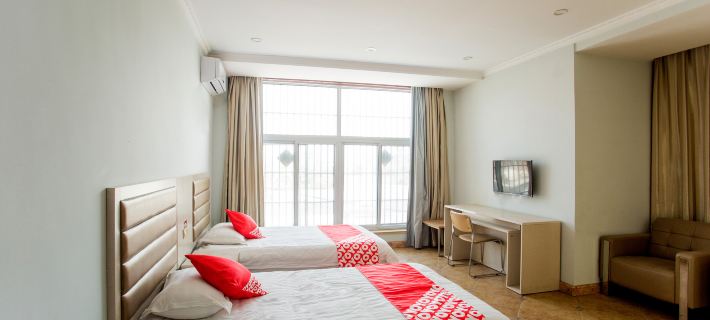 Caoxian Lijing Business Hotel Hotels in Cao County