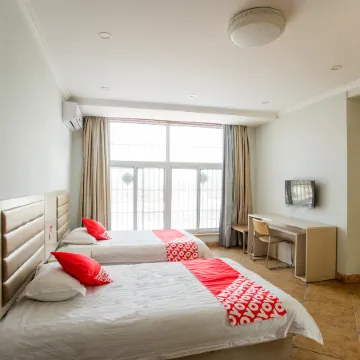 Caoxian Lijing Business Hotel