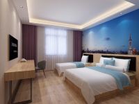 上海万信慧选酒店国际旅游度假区店 - 高级家庭房