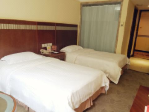 清远湖滨步步高酒店