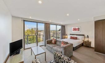 Adina Serviced Apartments Canberra Dickson