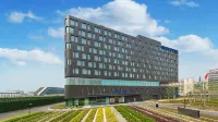Novotel Shanghai Hongqiao Готелі в районі Район Чаннін