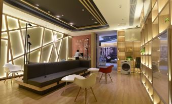 Ibis Hotel (Lanzhou West Railway Station)