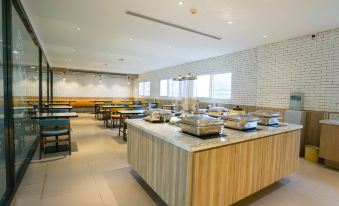 Hanting Youjia Hotel (Lianyungang Suning Plaza)