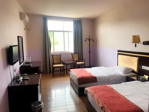 Gengma Derui Hotel