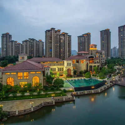 Donghai Xianhucheng Huanglong Hotel Hotels near Xiaobaicai Culture Park