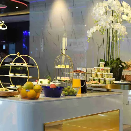 Yage Huanju Hotel (Yichang Riverside Park CBD Shopping Center)