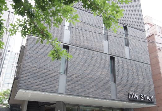 디더블유 스테이 홍대 전경