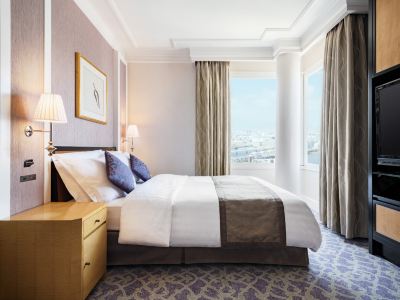 モデレートダブル（禁煙） ホテル阪急インターナショナルの写真