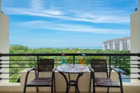 Palm Beach Resort & Spa Hotels in Sanya