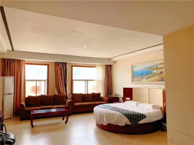 Qingjian Jinfu Hotel