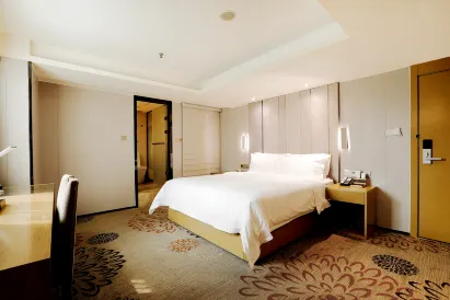 Lavande Hotel (Guangzhou Baogang Avenue Grandbuy Xinyicheng)