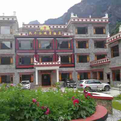 Yak Valley Summer Hotel Hotel Exterior