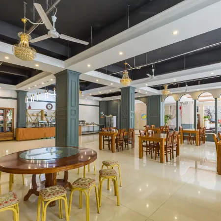 Jingang Hotel