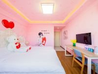 上海迪尔曼民宿 - 浪漫手绘大床房