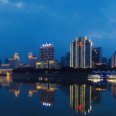 Juchunyuan Binjiang Holiday Hotel Отели рядом с достопримечательностью «Фуцзянский Университет-Приспанные Начальные Школы»