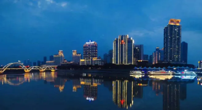 Juchunyuan Binjiang Holiday Hotel