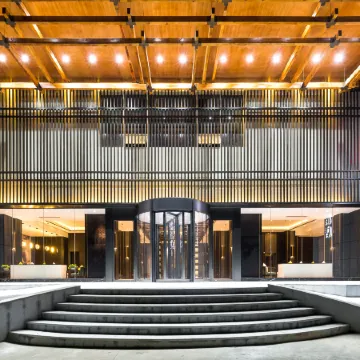 Rezen Dong Hotel (Chengdu Chunxi Road Tianfu Square) Отели рядом с достопримечательностью «Площадь Тиянфу»