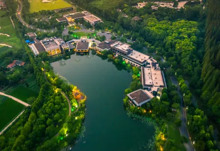 Shanghai Yiqinyuan Resort
