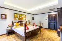 Tanawan Phuket Hotel