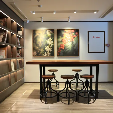 HanTing Hotel (Beijing Xidan Center) Отели рядом с достопримечательностью «Сичэн»