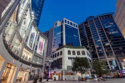 Yitel Trend (Shanghai Pudong Lujiazui Nextage)