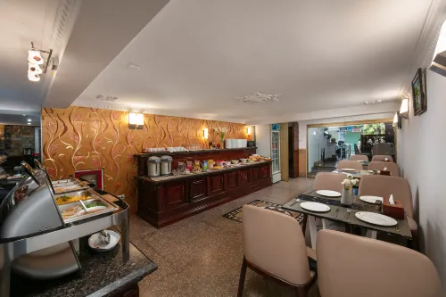 Little Diamond Hotel Featured Photos