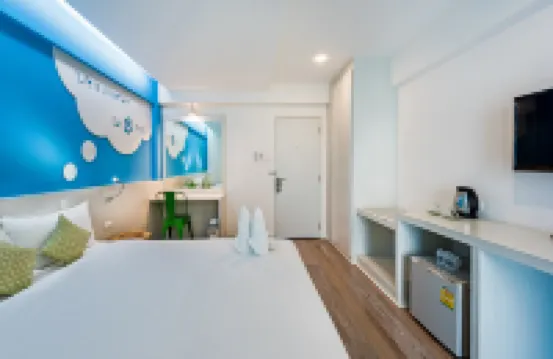 The Tint at Phuket Town