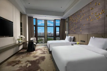 Wyndham Grand Taixing Downtown Отели рядом с достопримечательностью «Liuwei Port»