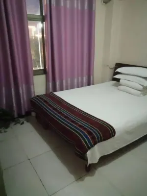 Huixian Youyi Guesthouse 오룡산 야생동물 왕국 주변 호텔