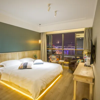 Yangtze Memory Scenic Hotel (Yangtze International) Hotel dekat Jalan Nanbin