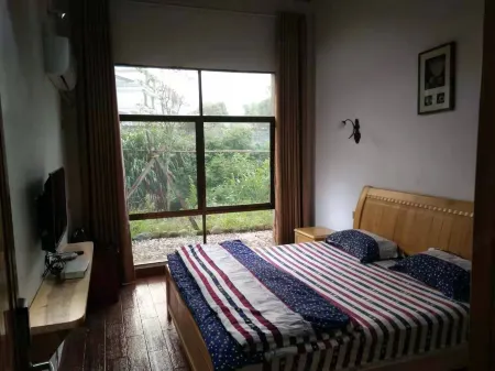 Yifeng Xinnongren Homestay Отели в г. Ифэн