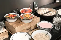 Ruby Coco Hotel Dusseldorf by IHG - servizio colazione
