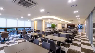 200q190000015ksmv8763 R 320 180 R5 D