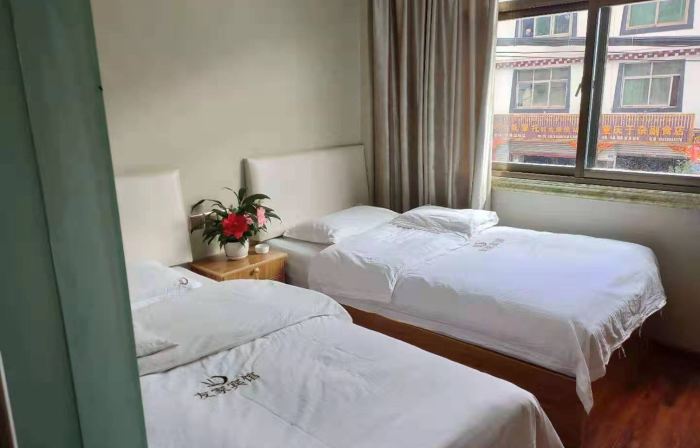 Qamdo Youjia Hotel