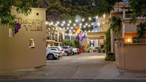 Tuscany Villas Whakatane Hotels in Ohope