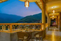 Tingfenglou Inn